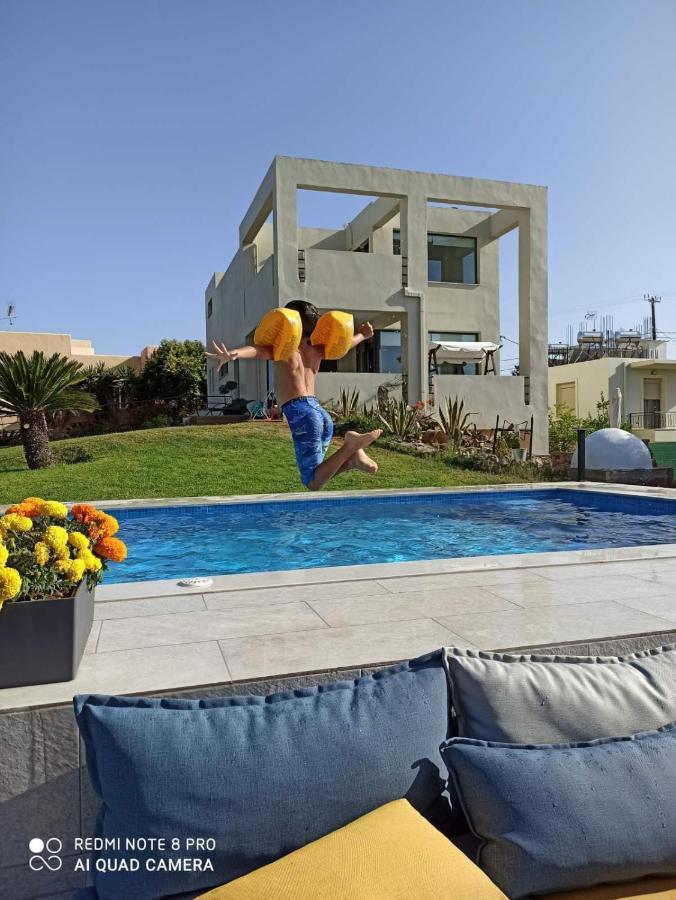 Villa Detoro Kambánion 外观 照片